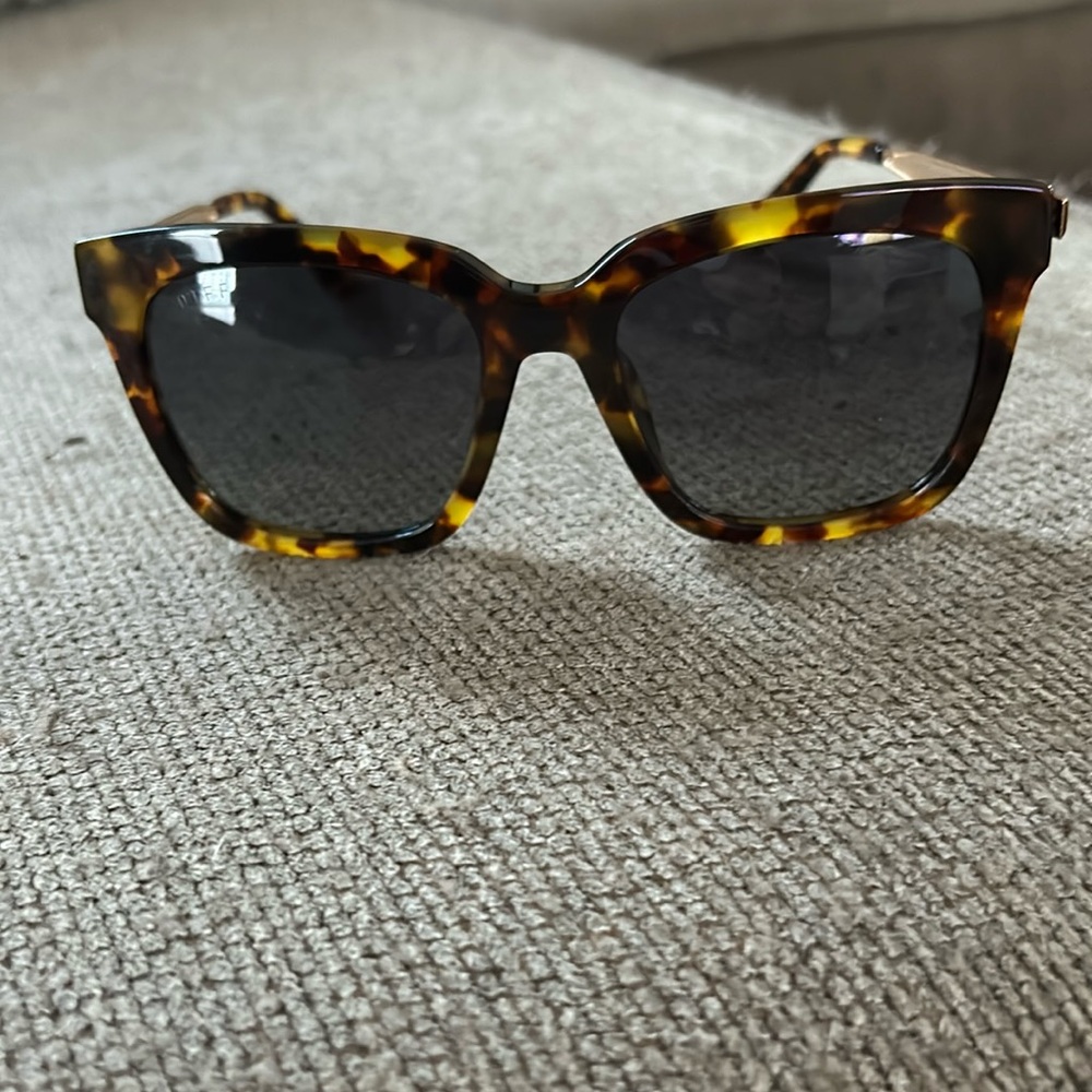 Diff sunglasses